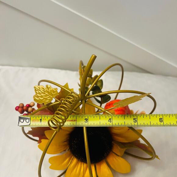 Festive pumpkin Halloween thanksgiving sunflower table decor centerpiece - Picture 3 of 7